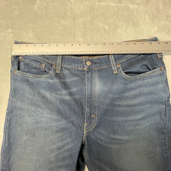 Levi's 541 Jeans Mens 38x34 Blue Denim Whiskered Red Tab Low Waist Straight Leg - Picture 3 of 9